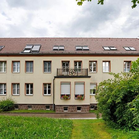 Gaestewohnung Am Schwanenteich ミットヴァイダ エクステリア 写真